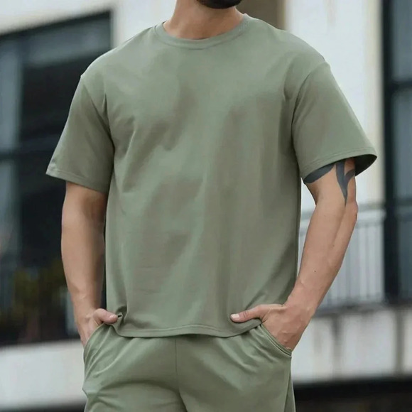 Army Green Casual Mens Solid Tee & Drawstring Waist Shorts - Picture 4 of 5